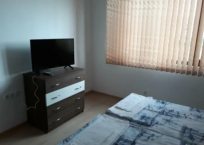 Apartment явор Balchik